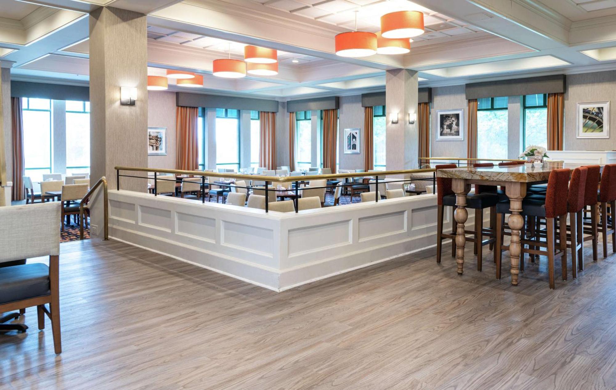 Doubletree Suites By Hilton Hotel Philadelphia West Plymouth Meeting Exterior foto